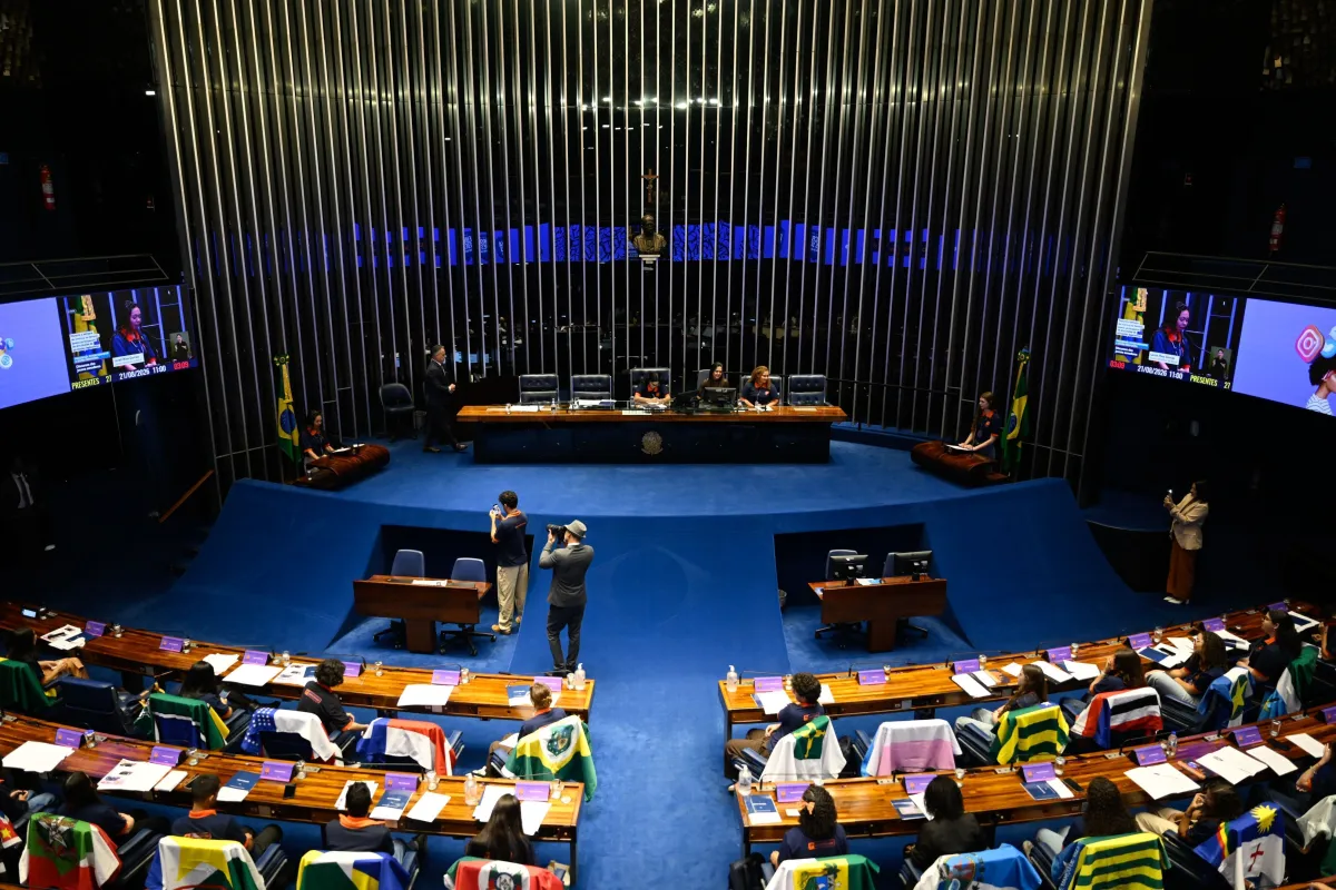 Oposição quer alterar regimento para pautar impeachment de ministros do STF